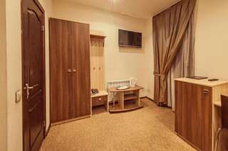 Отель Отель Нивки Плаза Киев Стандартный двухместный номер с 1 кроватью-4